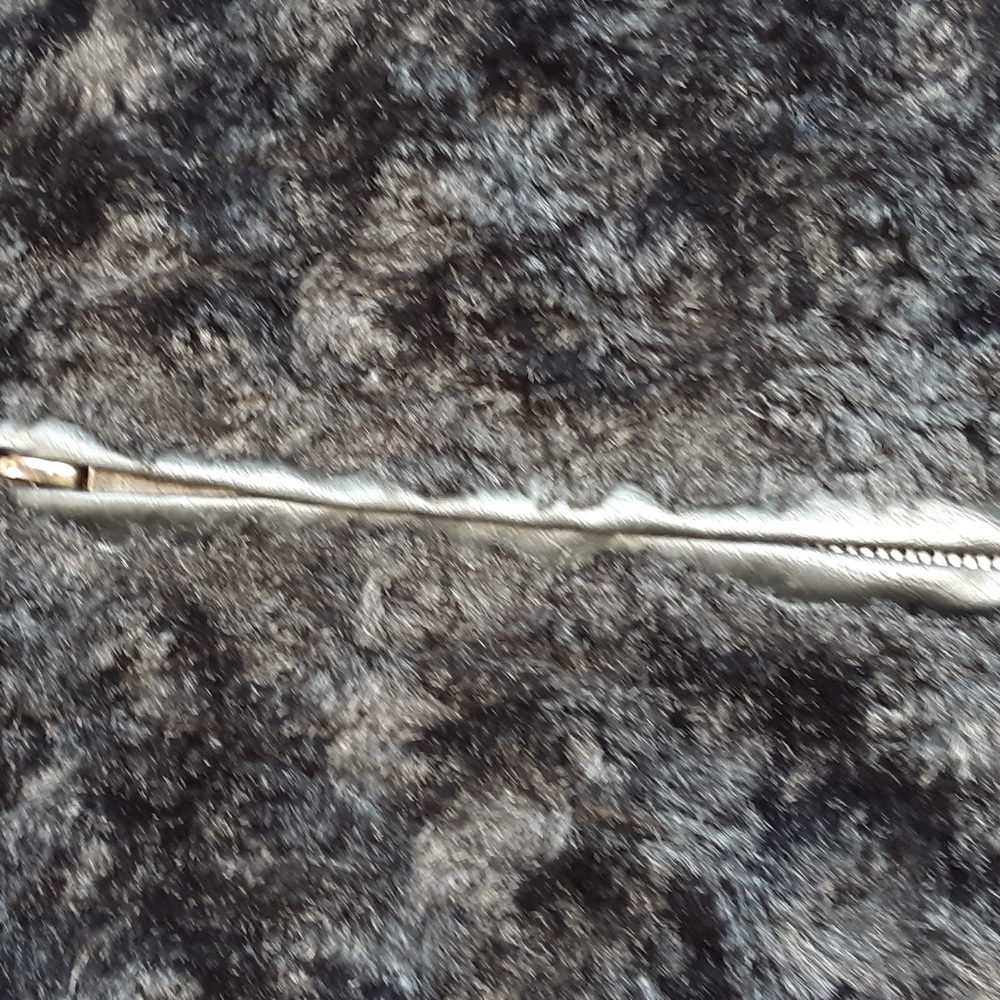 Vest - Picture 4 of 5